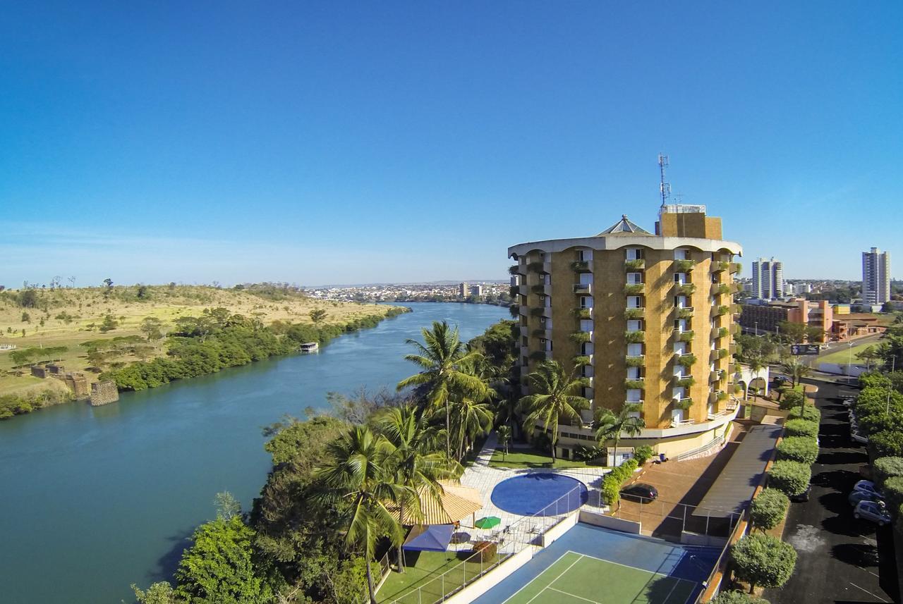 Hotel Beira Rio Itumbiara Bagian luar foto
